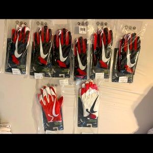 Nike gloves
